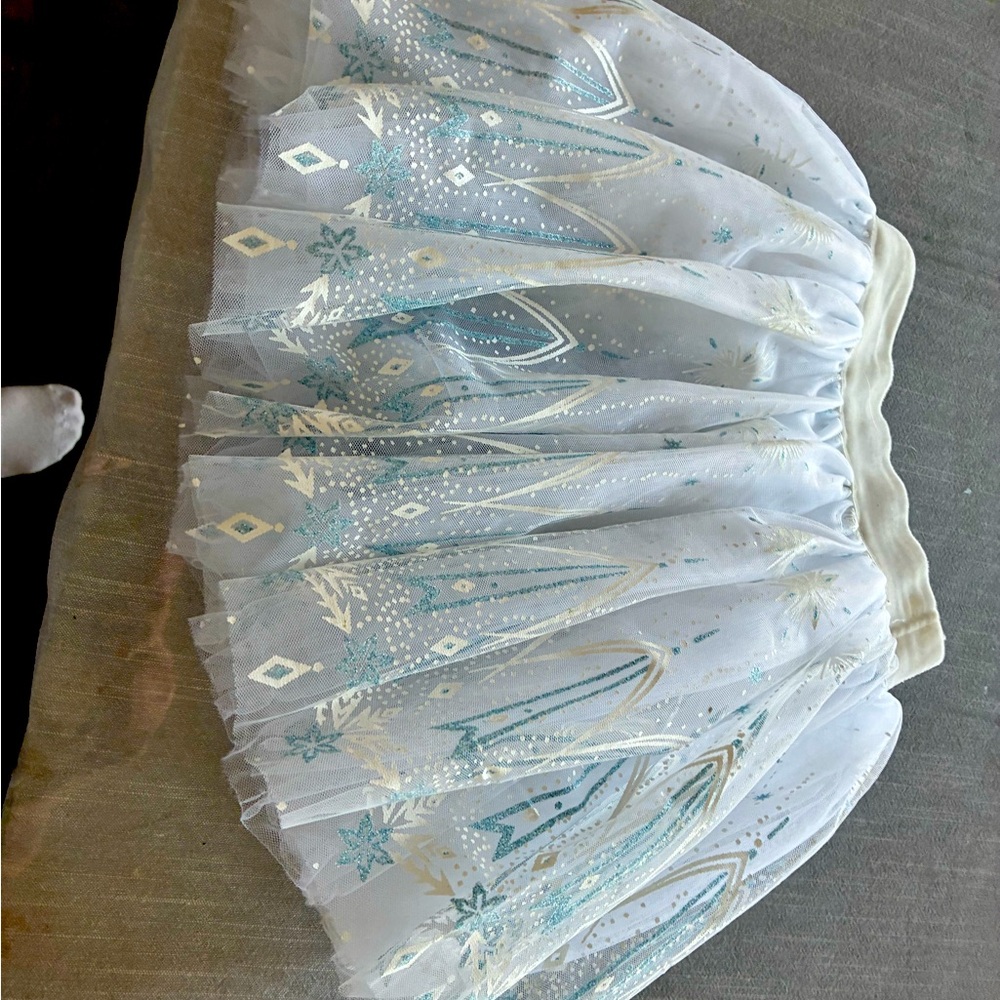 Frozen Elsa tutu skirt size 4-6 like new!